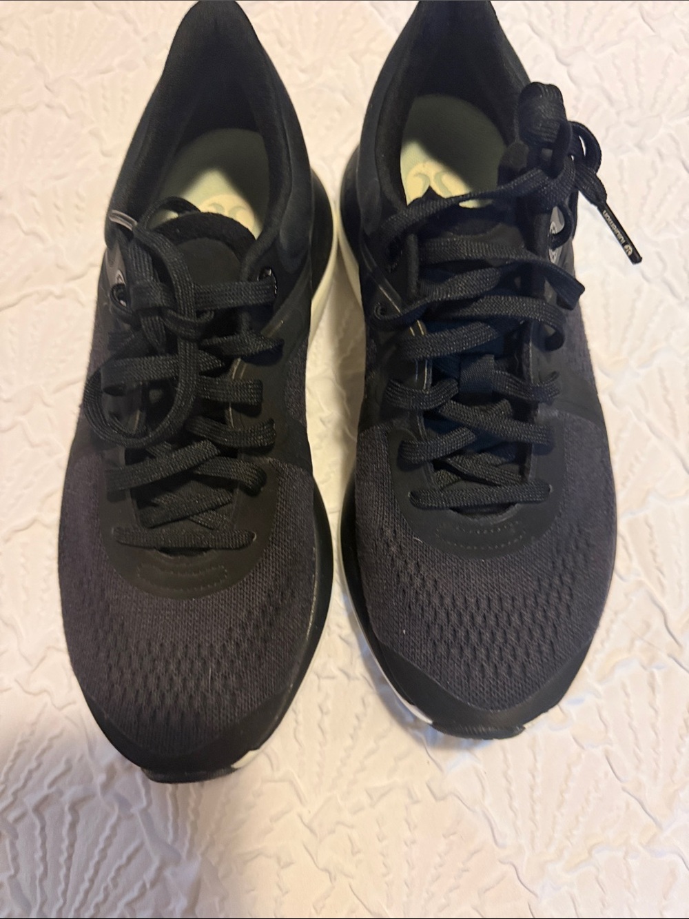 Lululemon Athletica Men's Black Athletic Running Shoes